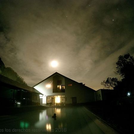 Hotel Termales Del Ruiz Gallinazo  Buitenkant foto